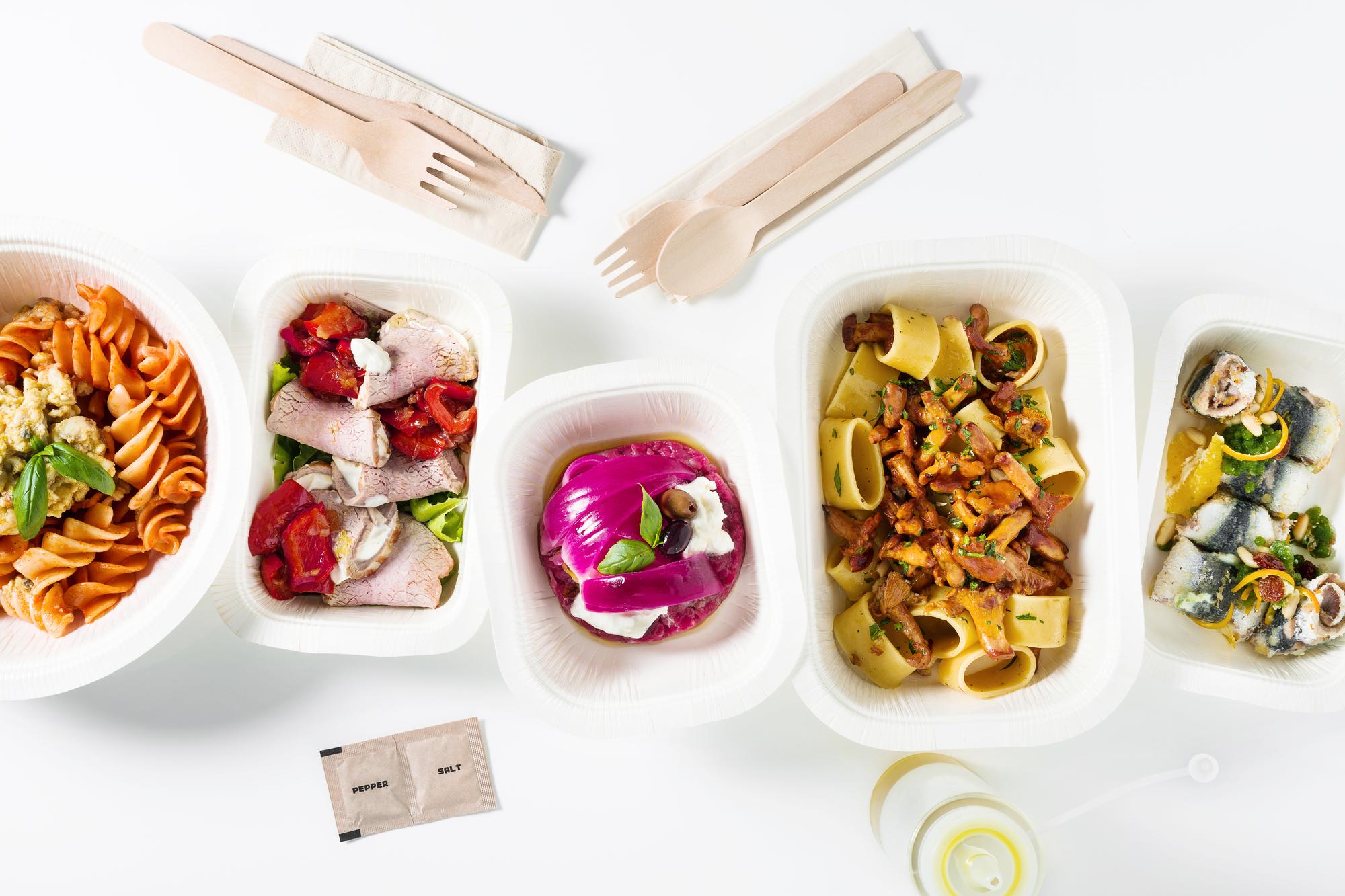 Prepared meal kit with labeled ingredients
